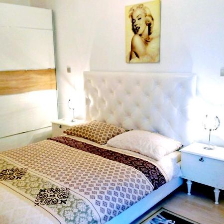 Apartment Ory Near The City Center With Free Parking Pula Luaran gambar