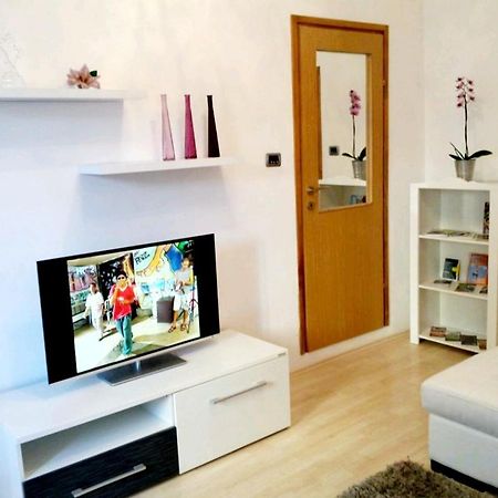 Apartment Ory Near The City Center With Free Parking Pula Luaran gambar