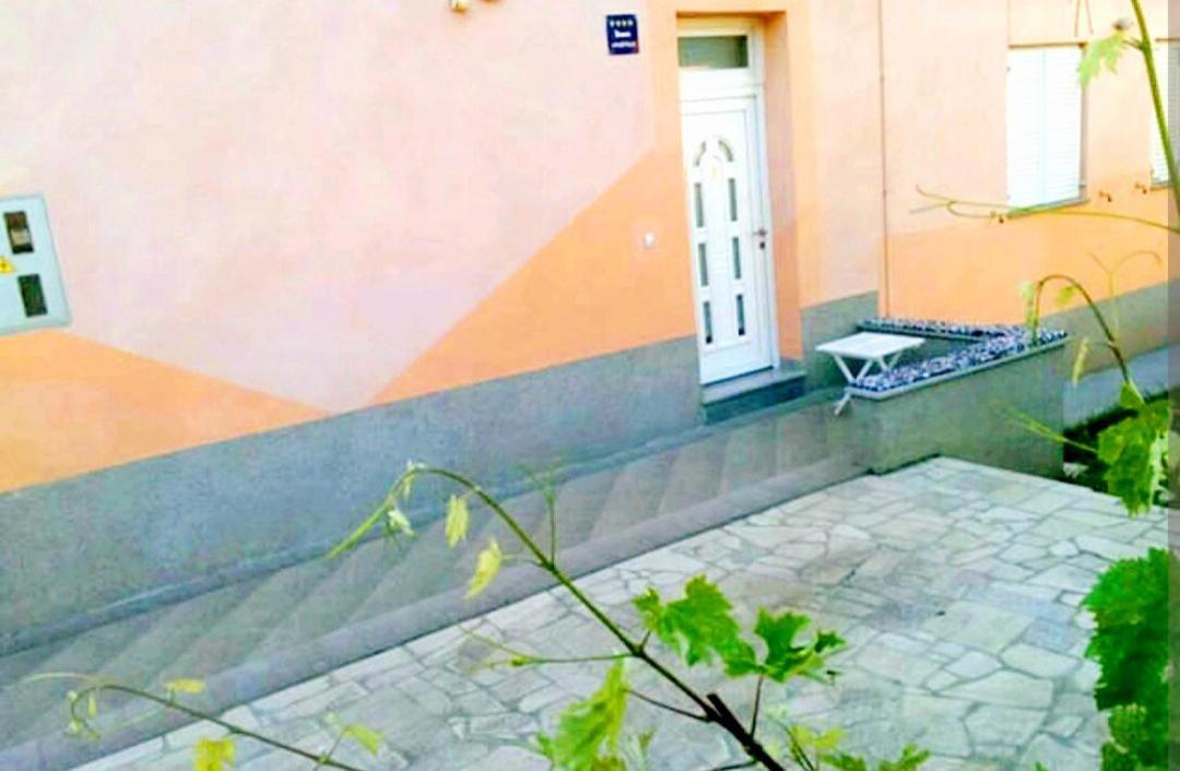 Apartment Ory Near The City Center With Free Parking Pula Luaran gambar
