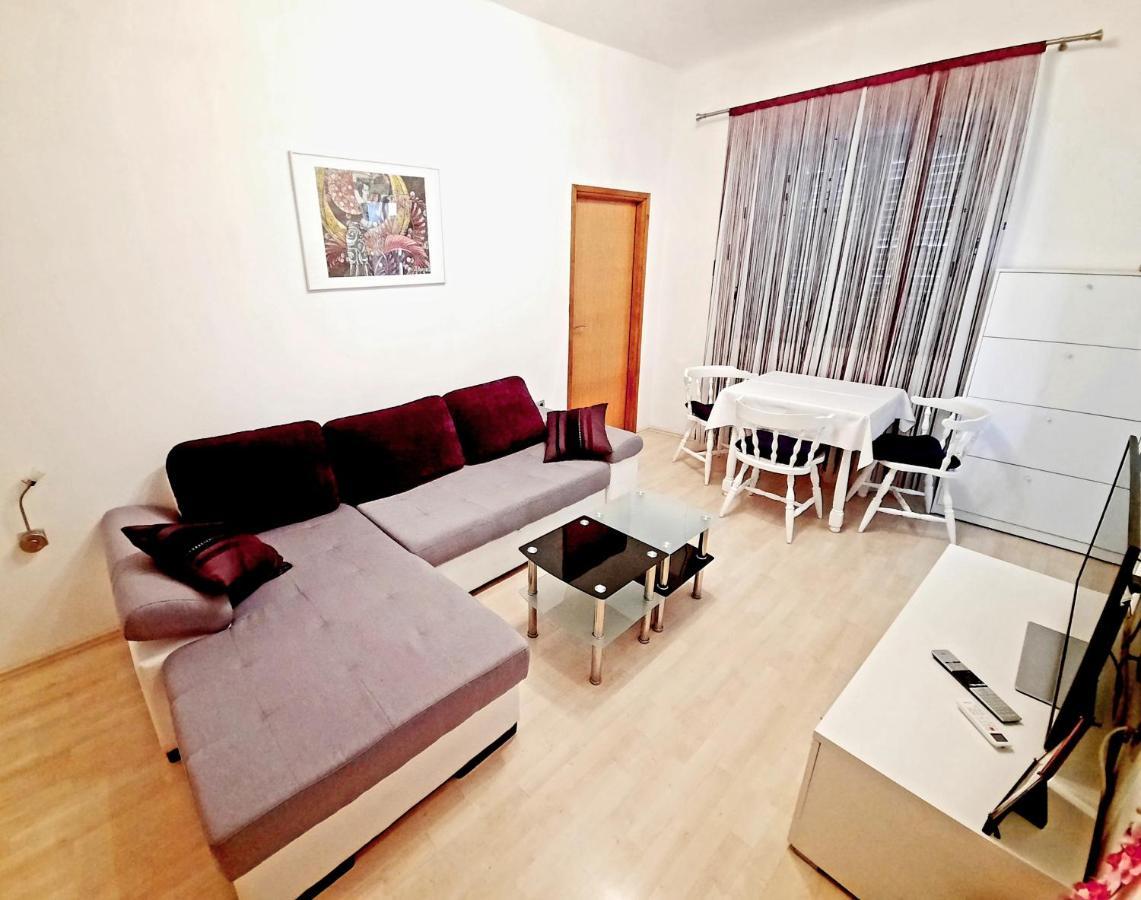 Apartment Ory Near The City Center With Free Parking Pula Luaran gambar