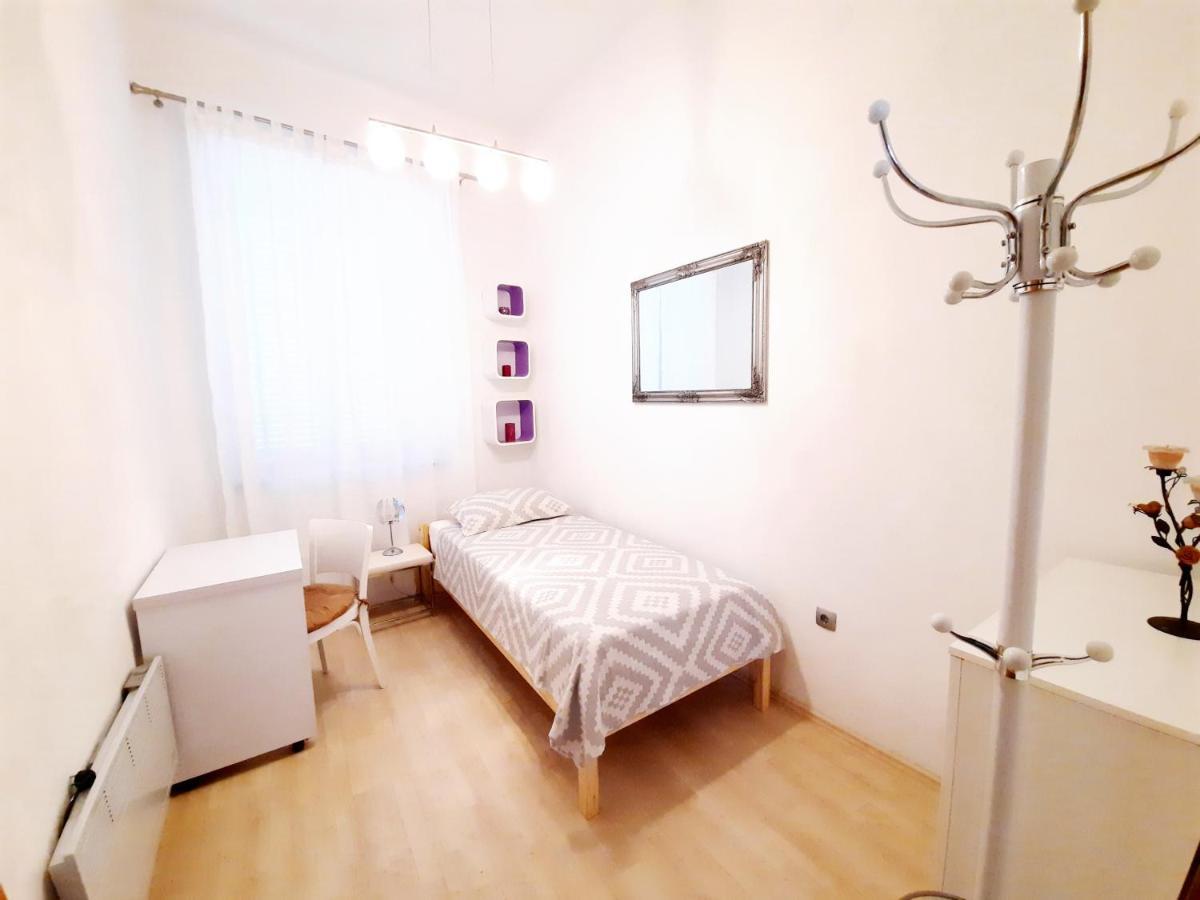 Apartment Ory Near The City Center With Free Parking Pula Luaran gambar